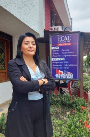 Abogada Angela Gonzales